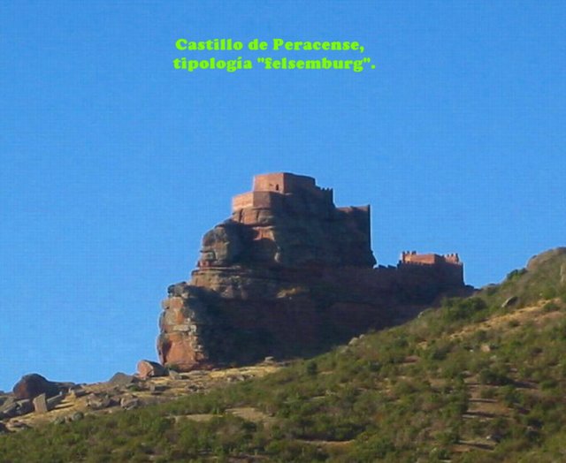 f07castillodeperacacensesobrerocasfelsemburg.jpg