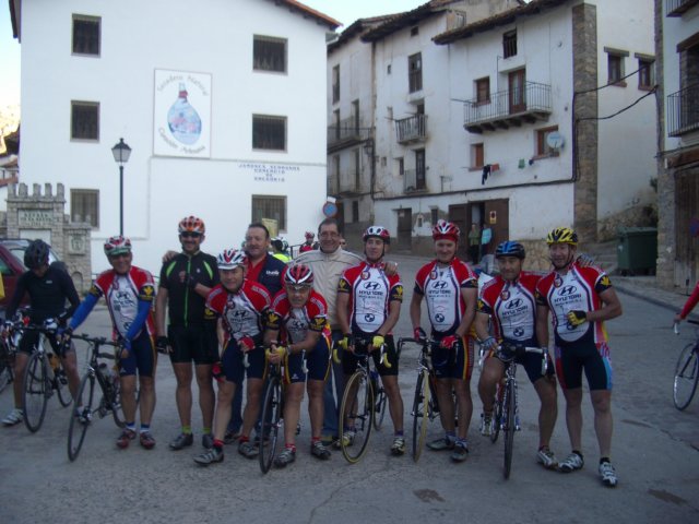 cicloturistadesierradegudar2008014.jpg