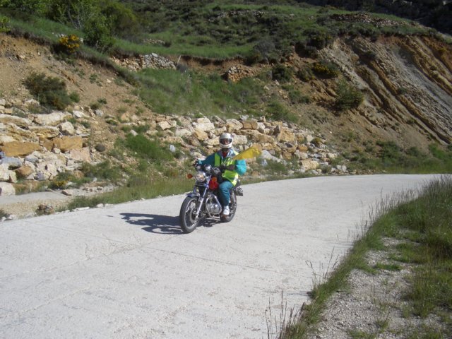 cicloturistadesierradegudar2008050.jpg