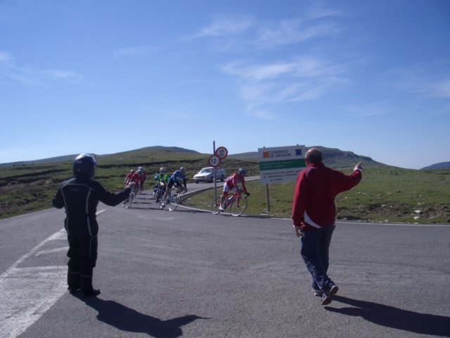 cicloturistadesierradegudar2008071.jpg